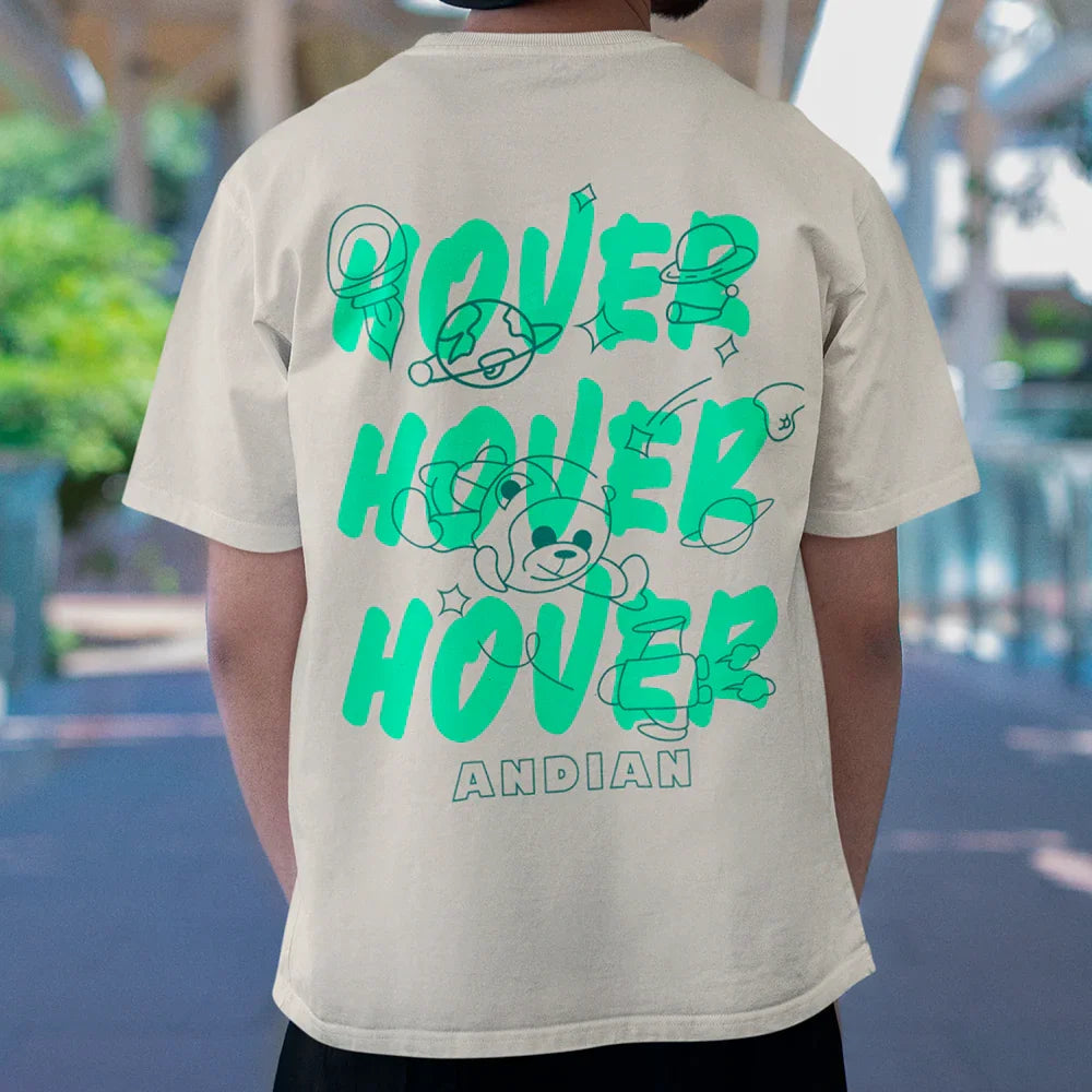 camiseta básica estampa de ursinho astronauta - pérola
