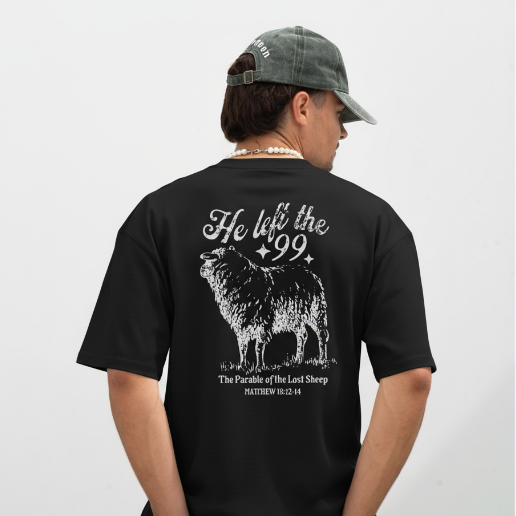 Camiseta Oversized He Left the 99