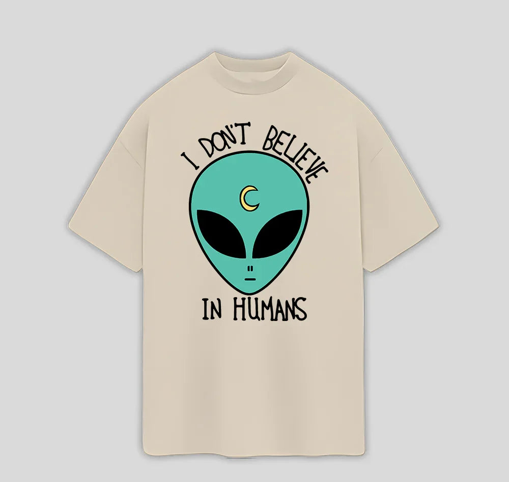 Camiseta Oversized Alien I Don't Believe- pérola