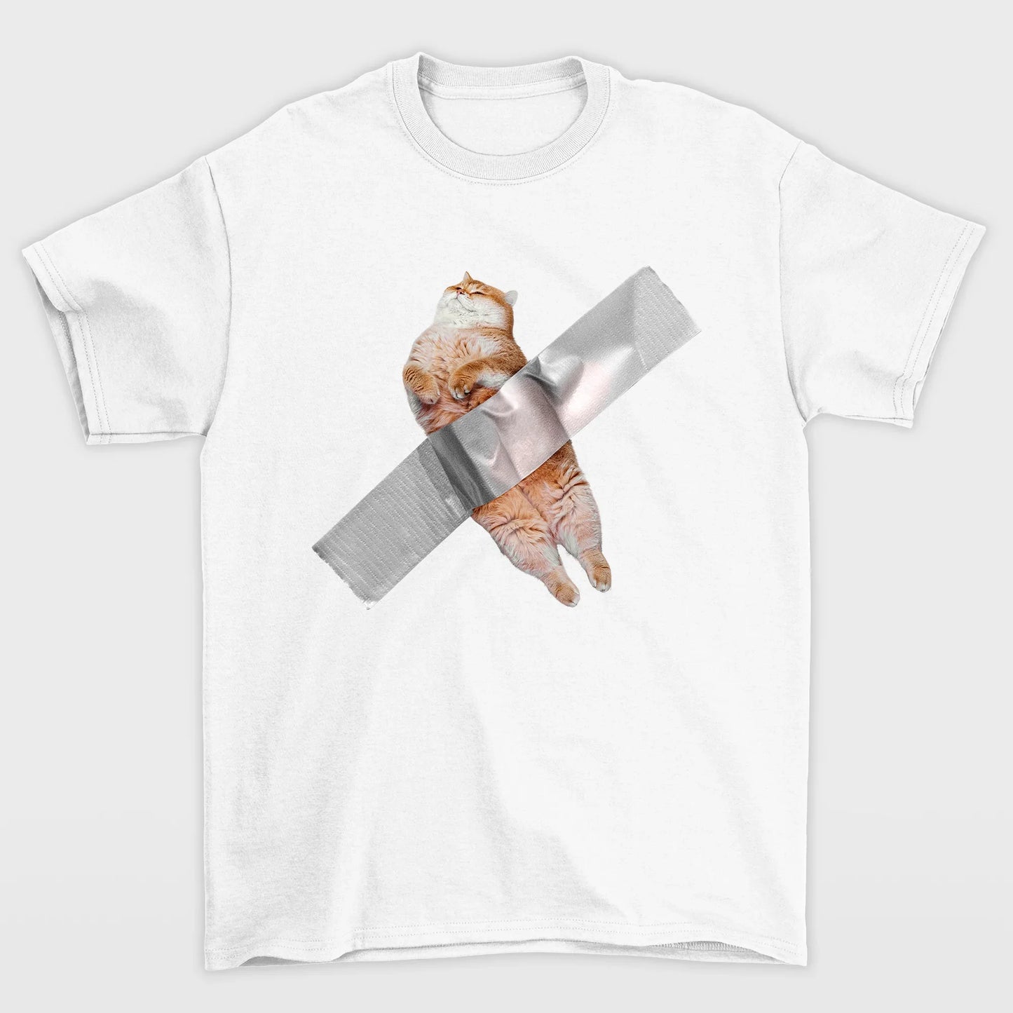 Camiseta Básica Unissex Com Estampa Gatinho Preso Na Fita- BRANCO