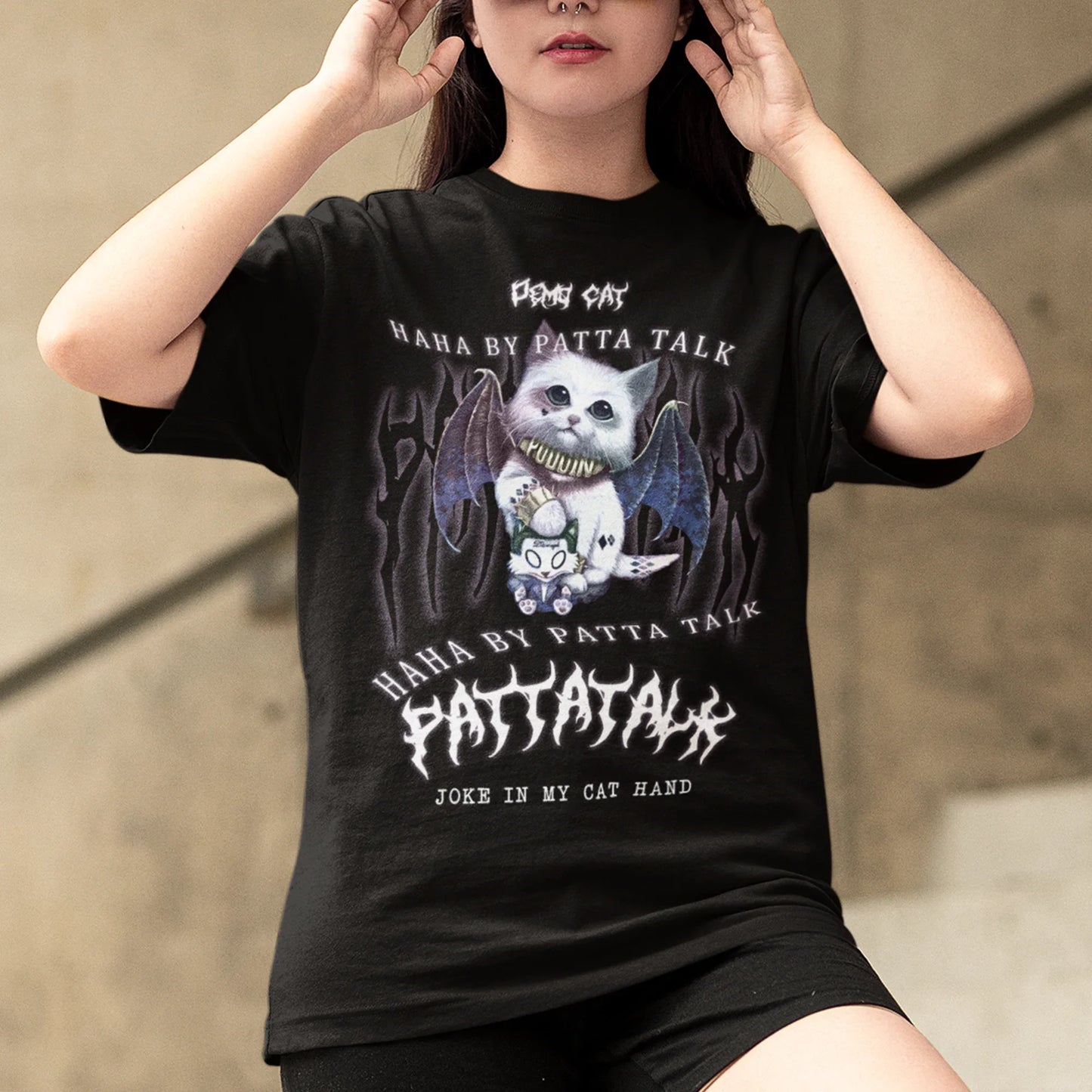 Camiseta Básica Com Estampa Gatinho Morcego Gótico- Preto