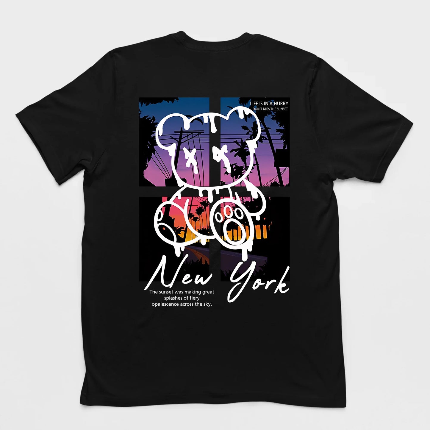 Camiseta Básica Unissex Preto Com Estampa Ursinho Sentado PAisagem - Preto