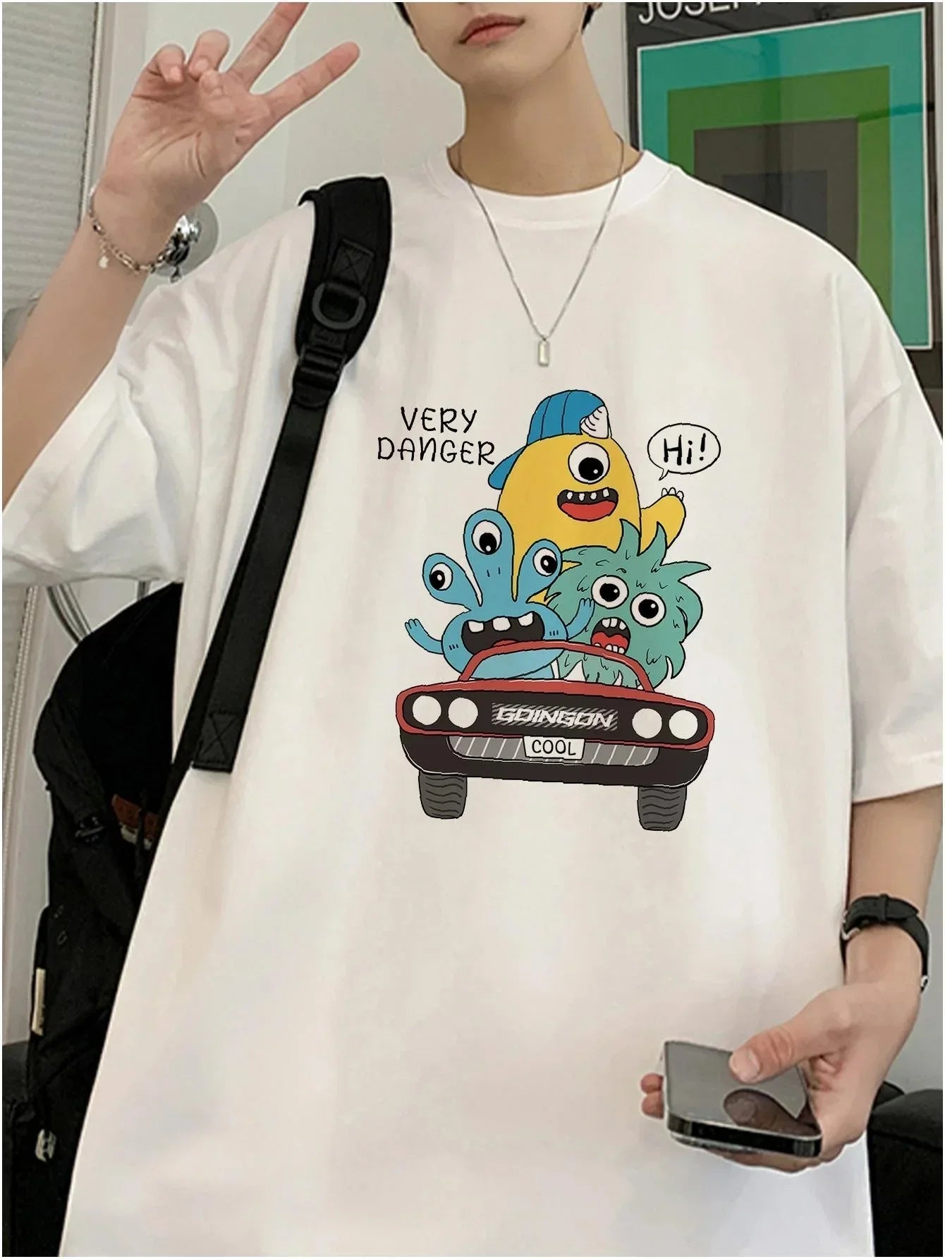 Camiseta Básica Unissex Very Danger Monster Car Branco