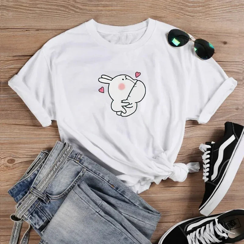 Camiseta Básica Casal Estampa Coelho Amoroso