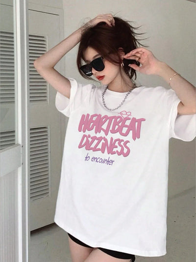 Camiseta Básica Feminina Com Estampa Batimentos Cardíacos