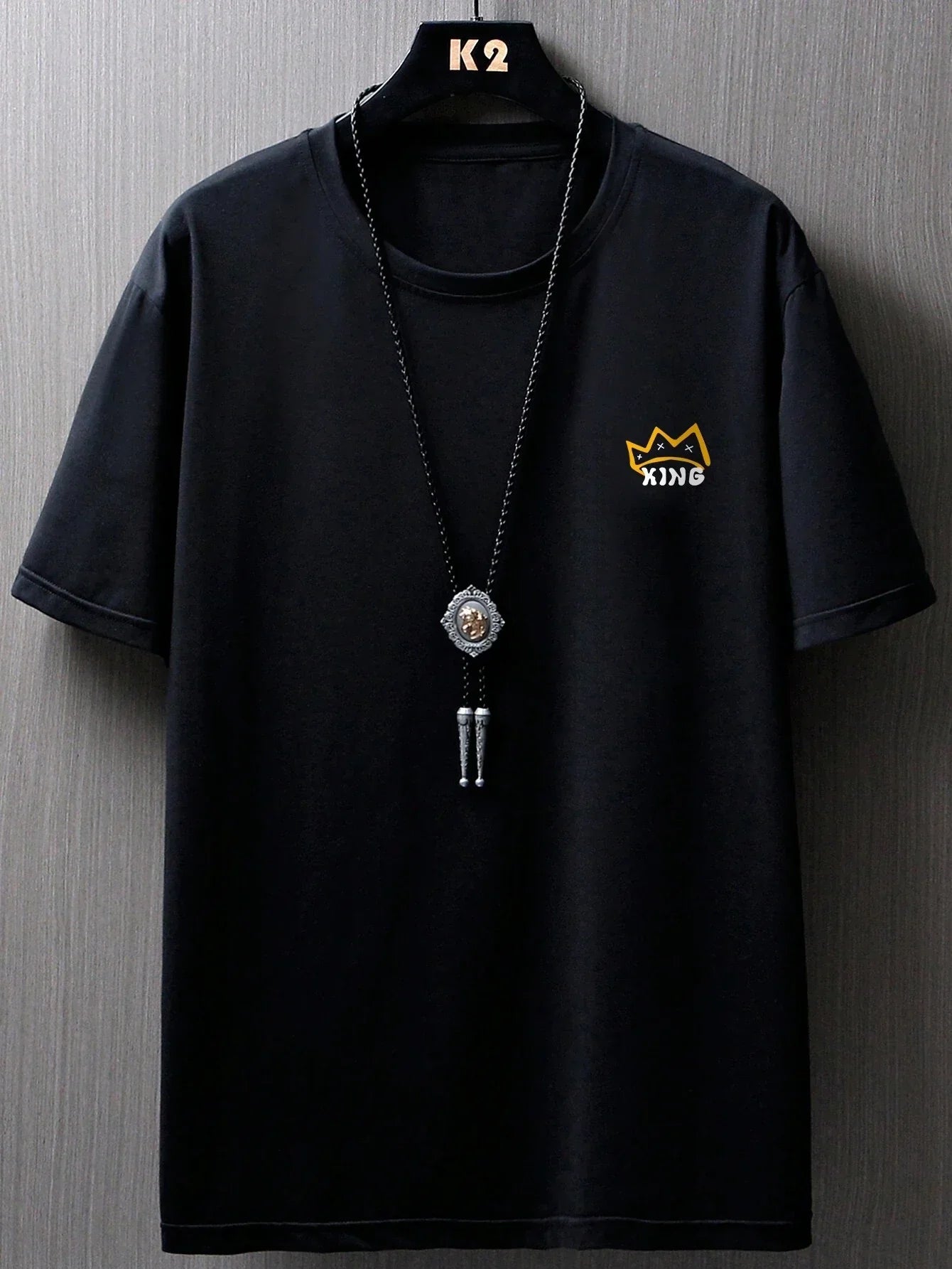 Camiseta Básica Com Estampa Coroa De Rei