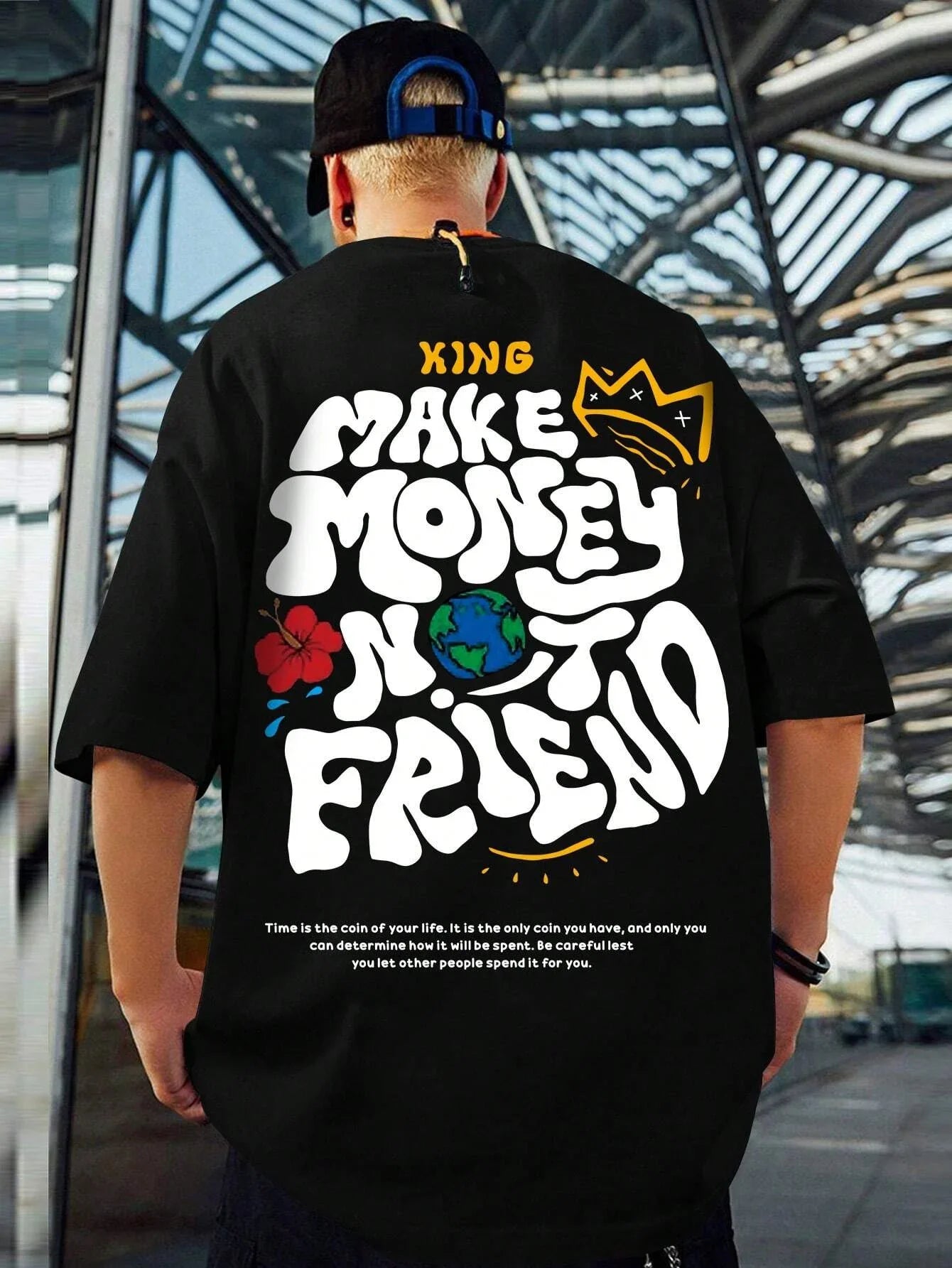 Camiseta Básica Com Estampa Coroa De Rei