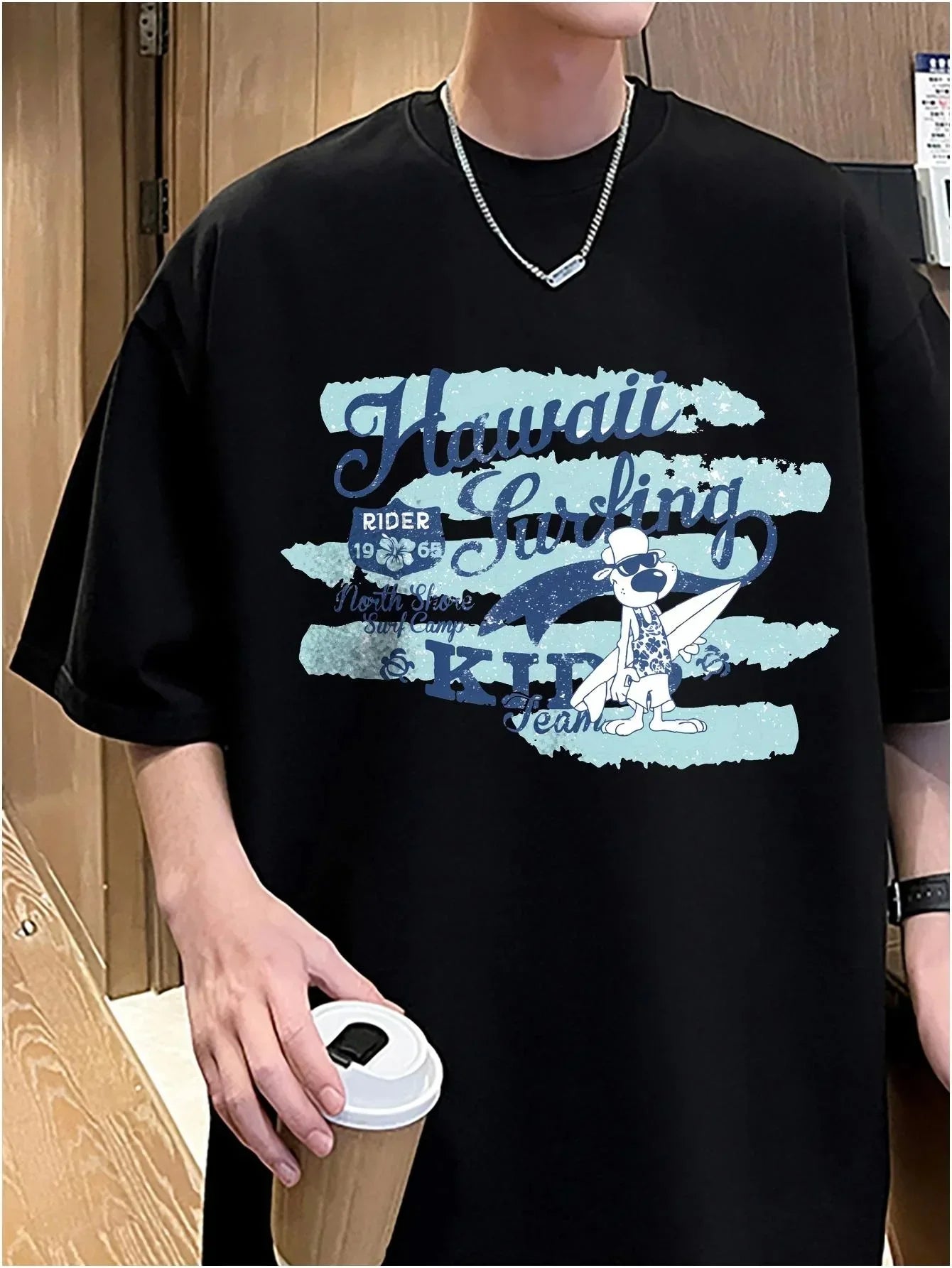 Camiseta Básica Unissex Com Estampa Praia De Hawaii Prancha de Surf - Preto