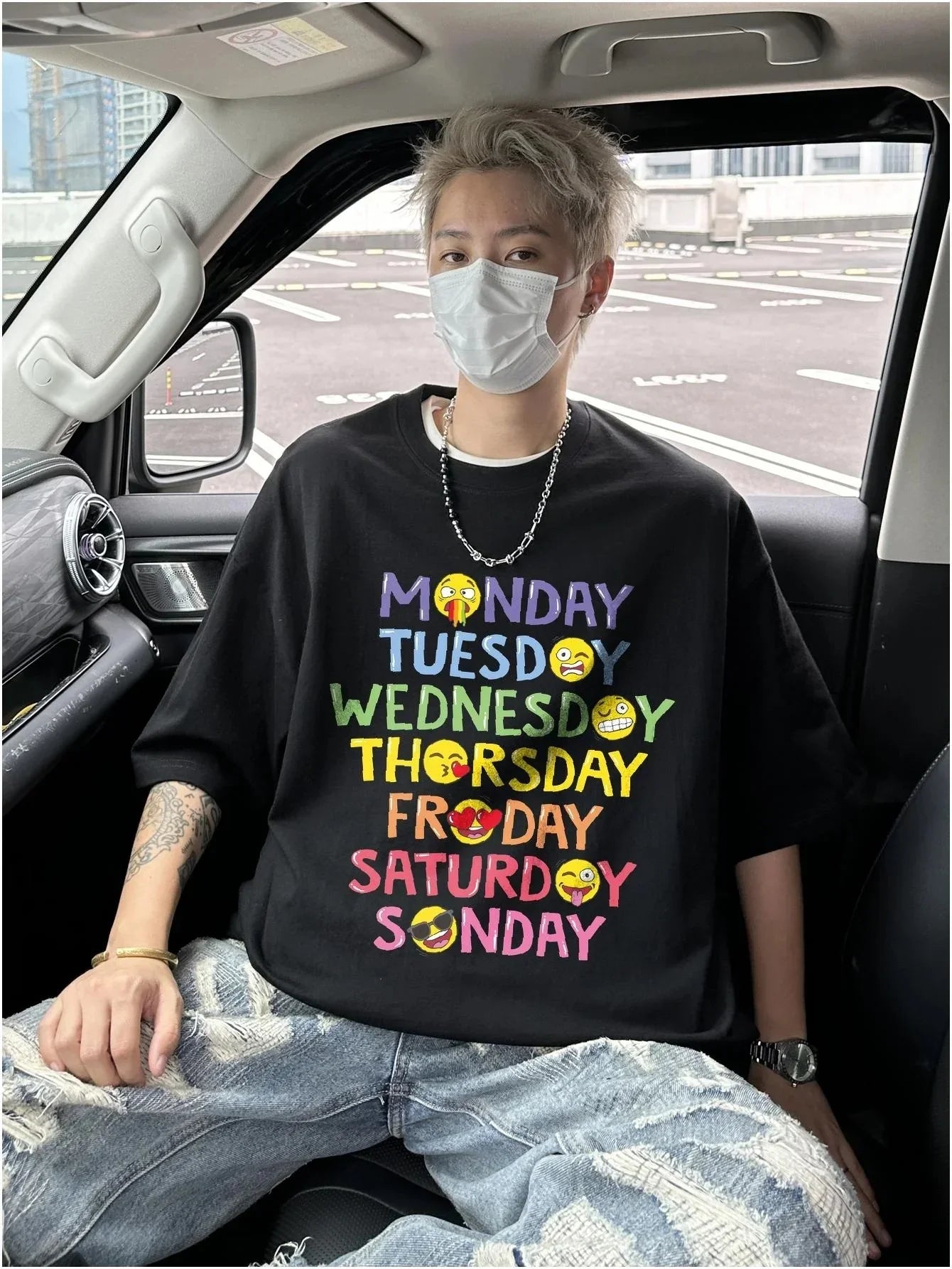 Camiseta Básica Unissex Funny Weeks Emonji - preto
