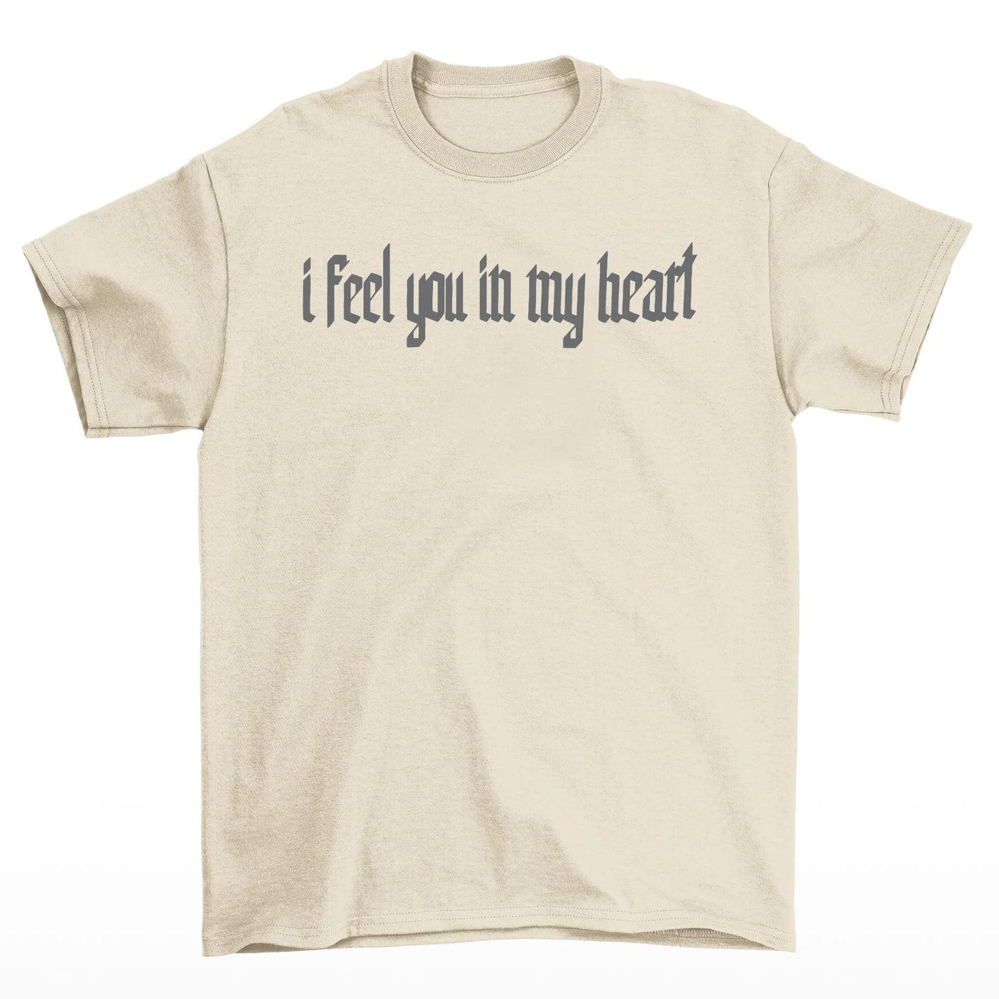 Camiseta Básica Unissex I Feel You in My Heart Skull - pérola