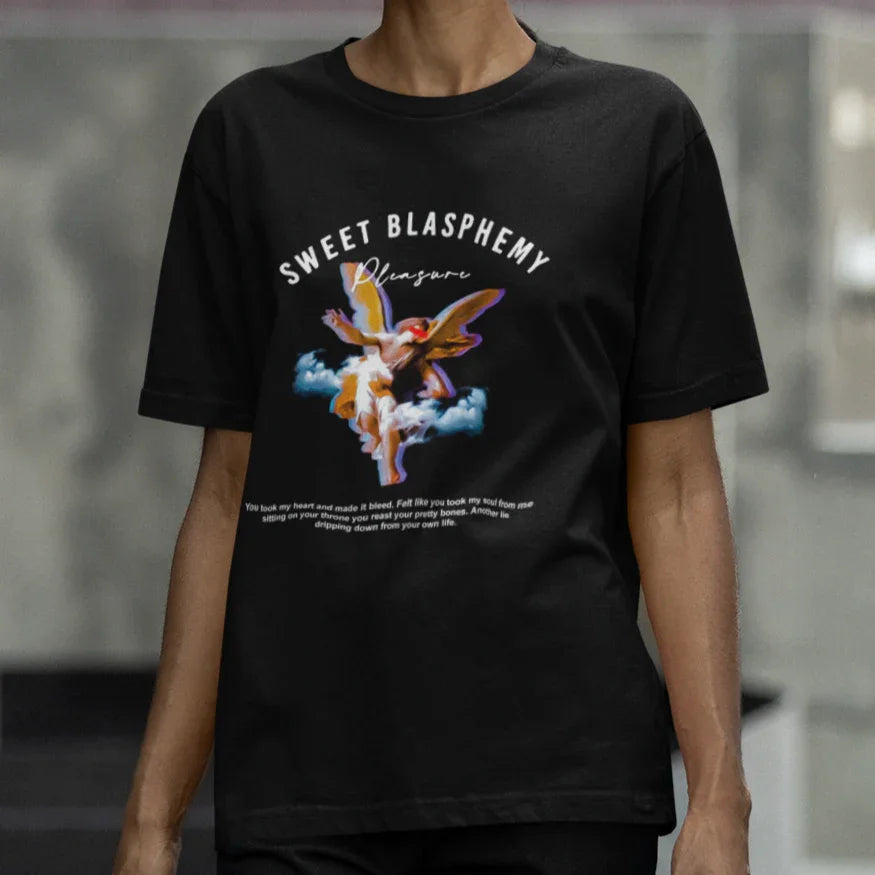 Camiseta Básica Sweet Blasphemy