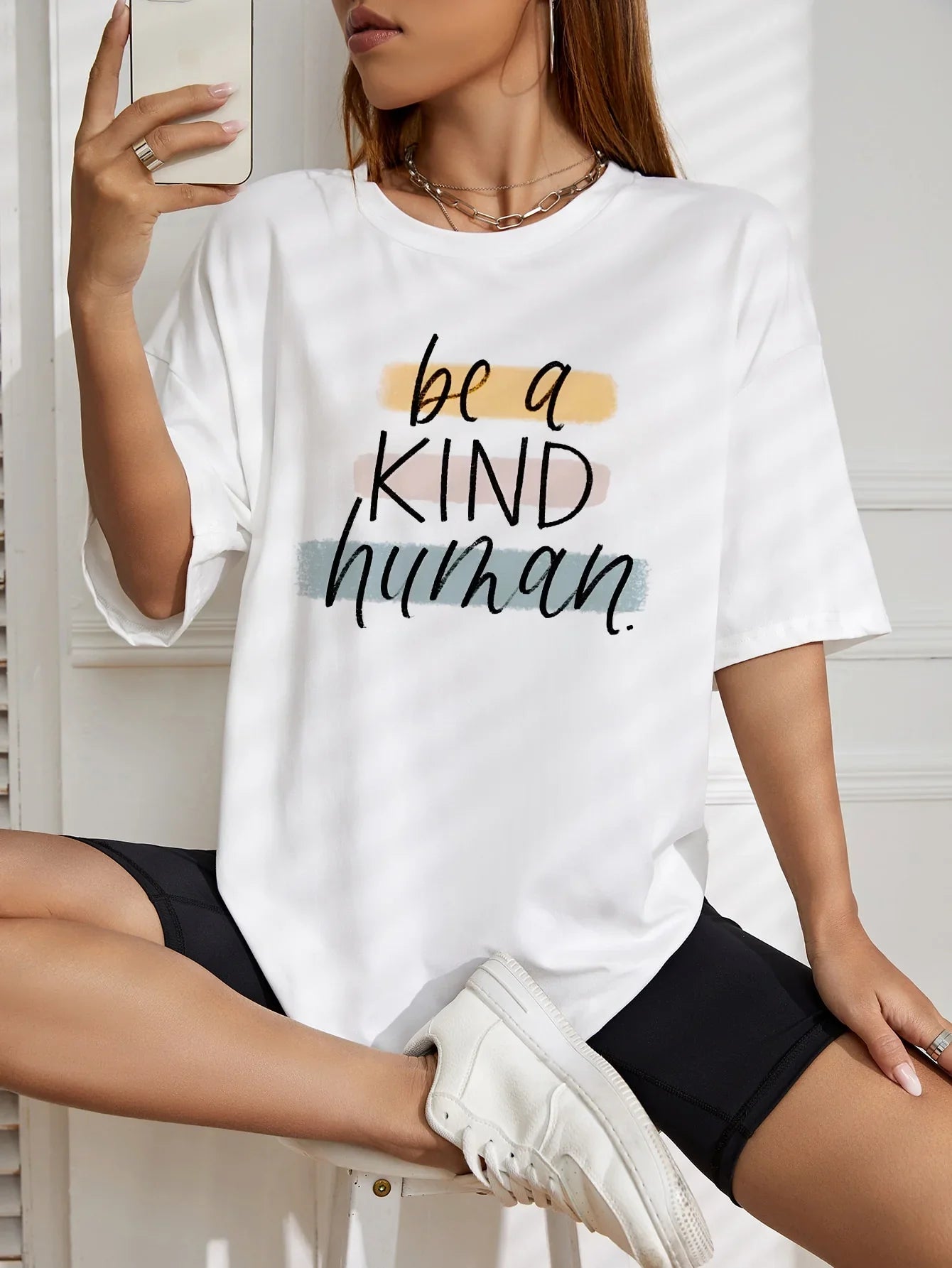 Camiseta Básica Com Estampa Seja Um Humano Bondoso