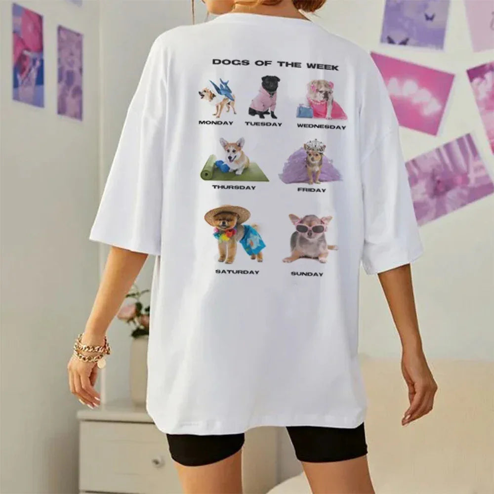 Camiseta Básica Feminina Com Estampa Cachorros Fofinhos