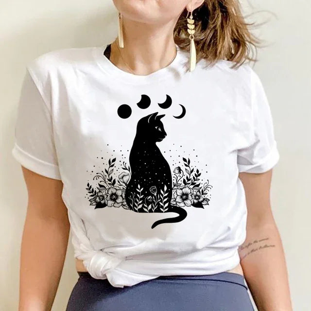 camiseta Básica Com Estampa Gato Preto Luas- Branco