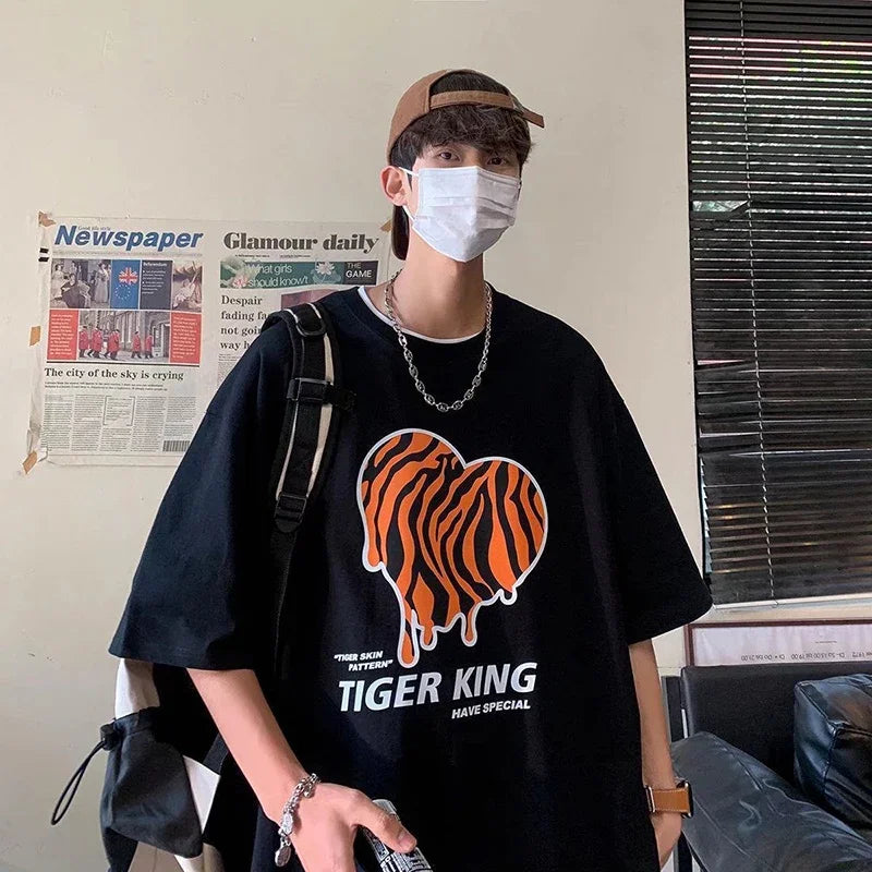 Camiseta Básica Heart Tiger King - preto