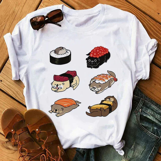 Camiseta básica com estampa lontra animal sushi