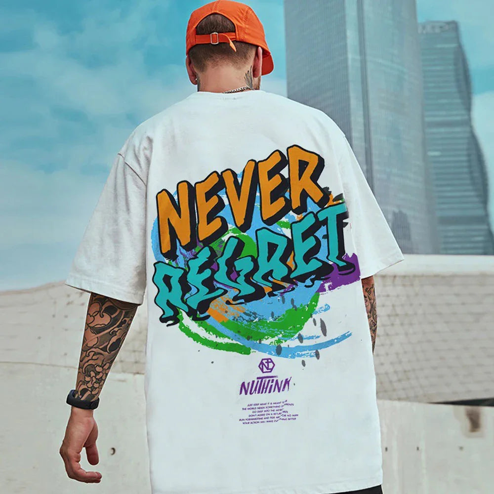 Camiseta Básica Com Estampa Never Regret Tintas