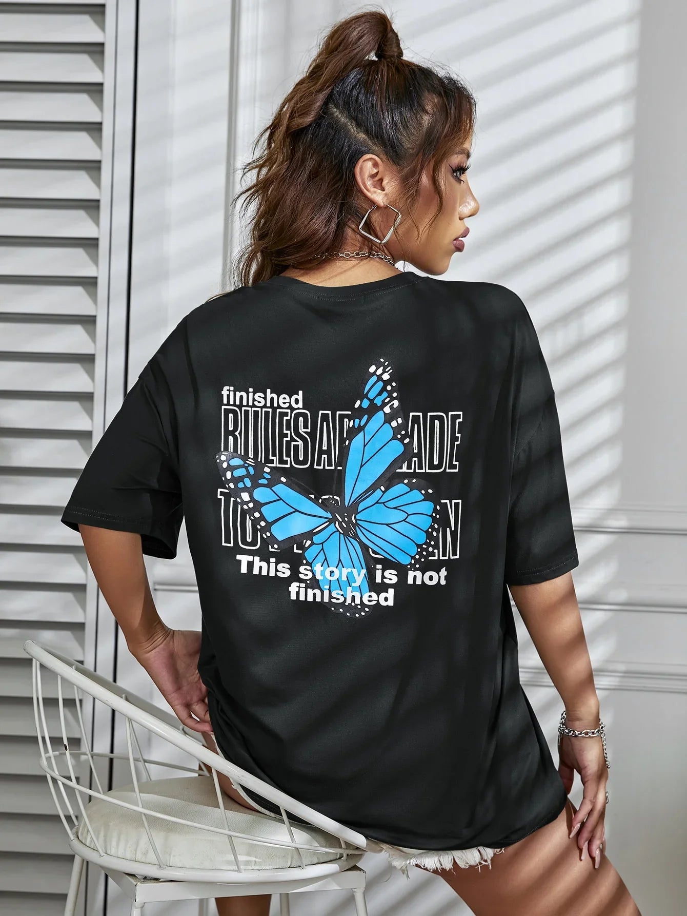 Camiseta Básica Femina Story not Finished Butterfly Preto