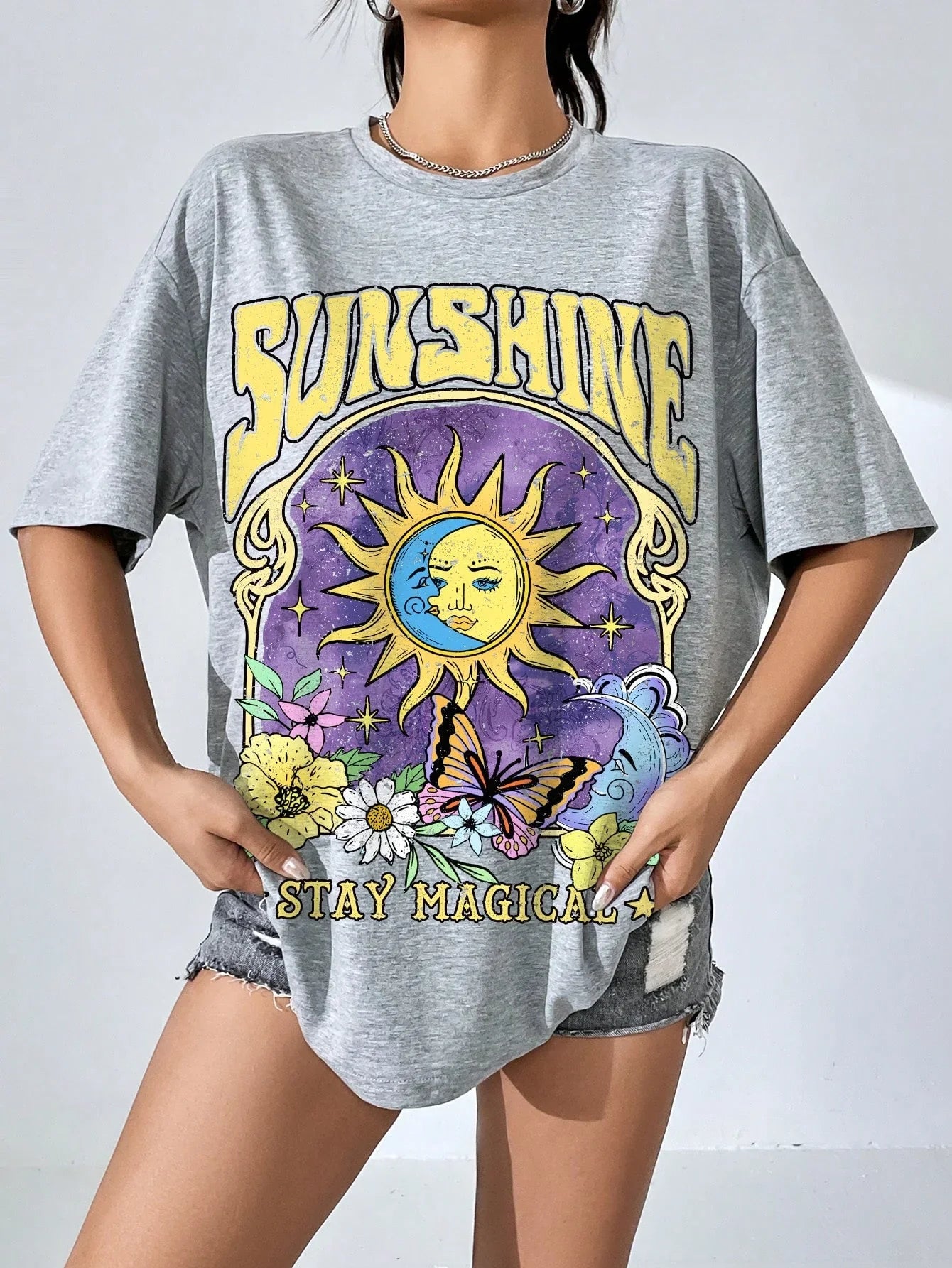 Camiseta Básica Com Estampa Sol E Lua