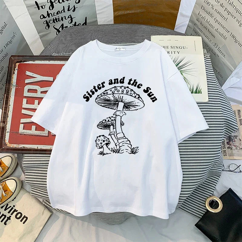 Camiseta Básica Com Estampa Cogumelo Planta-branco