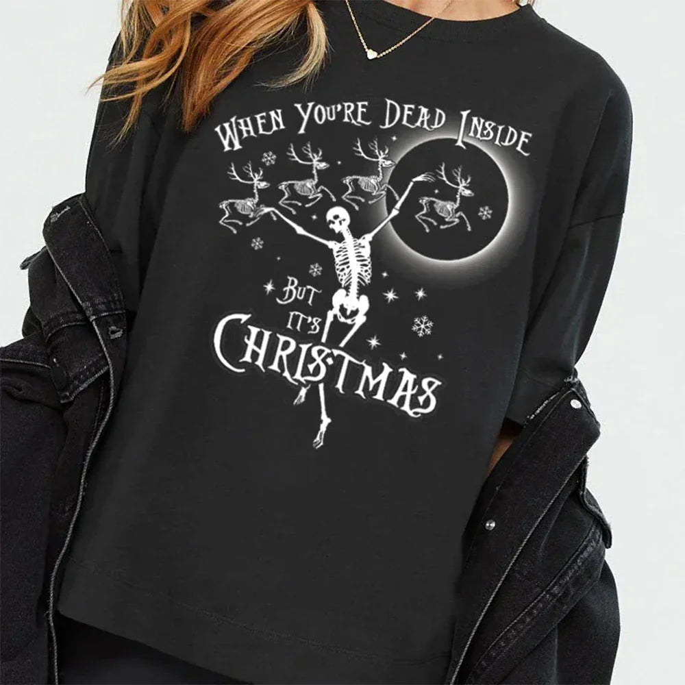 Camiseta Básica Feminina Com Estampa Natal Esqueleto