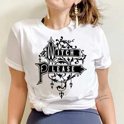 Camiseta básica com estampa witch please