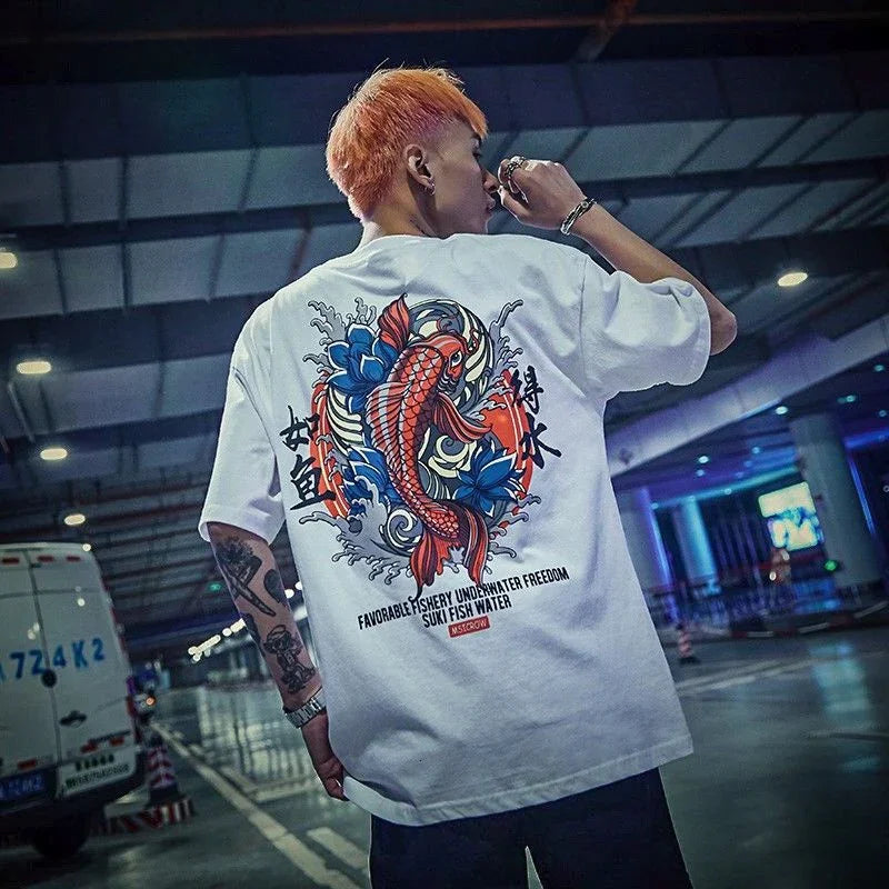 Camiseta Básica Com Estampa Peixe Carpa