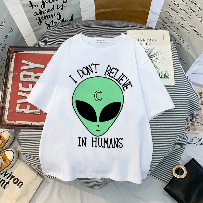 camiseta básica com estampa alien verde - Branco
