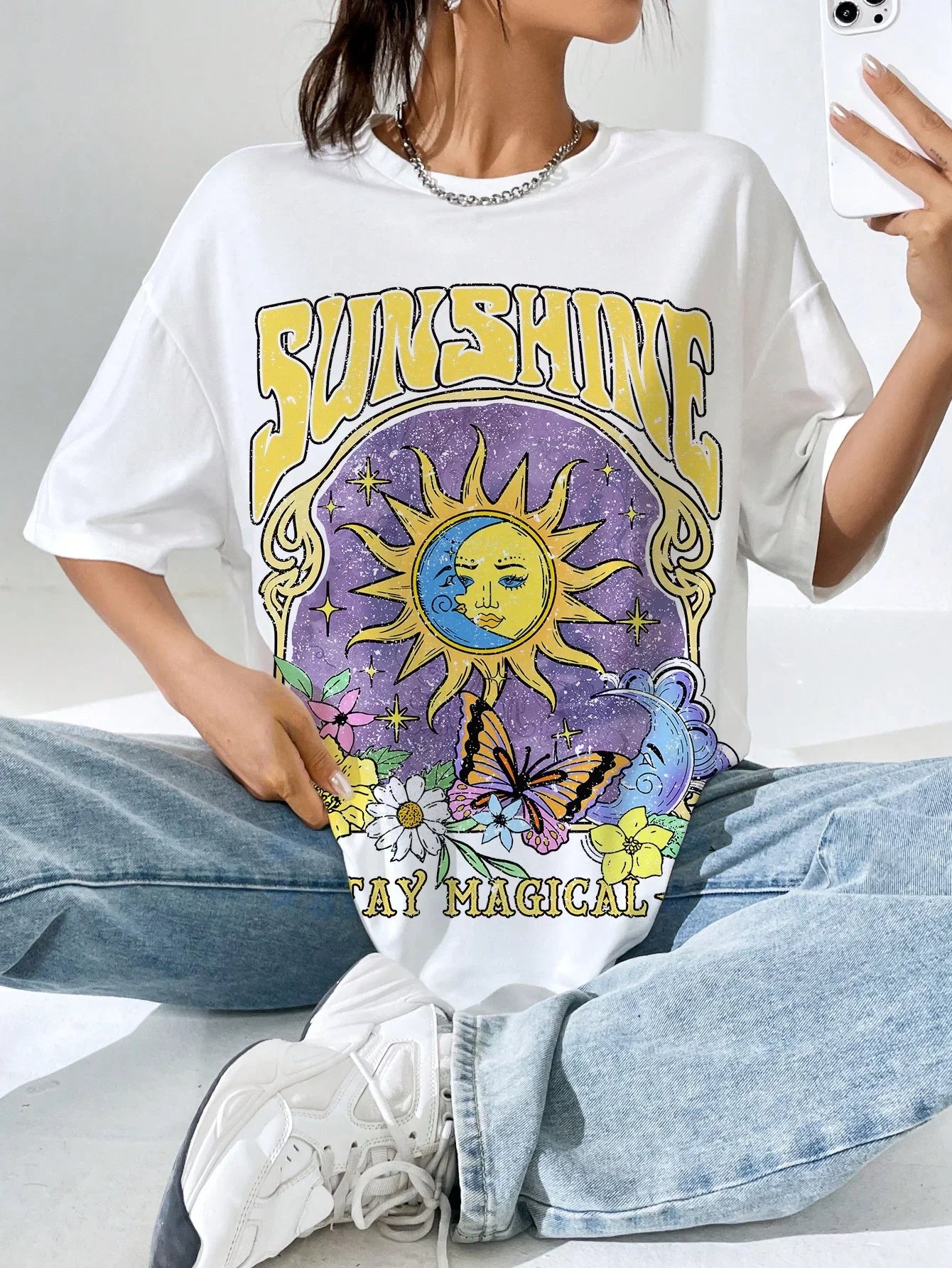 CAmiseta básica Com Estampa lua e sol