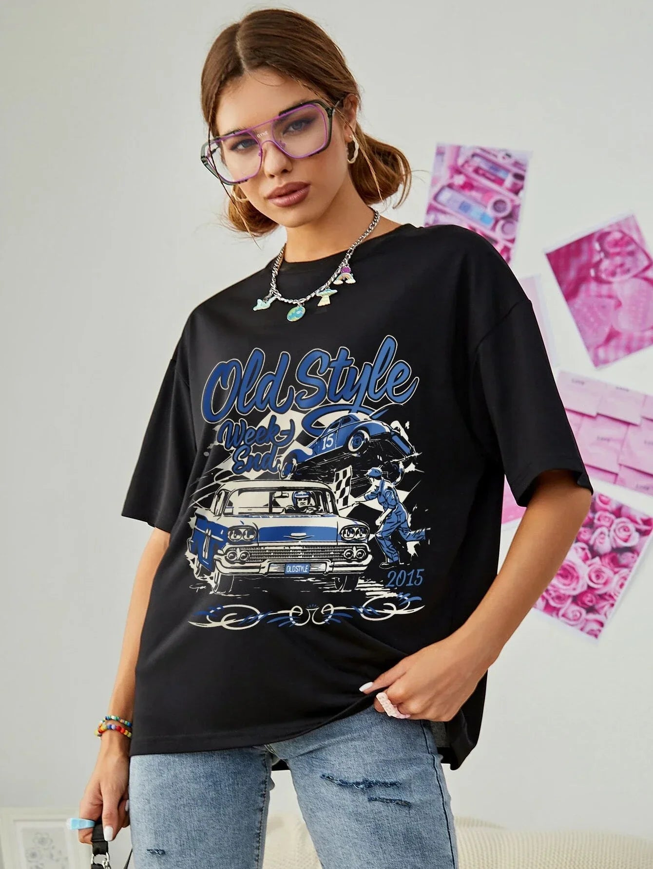 camiseta feminina com estampa carro antigo