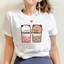 Camiseta Básica  estampa de ursinhos no copo - Branca