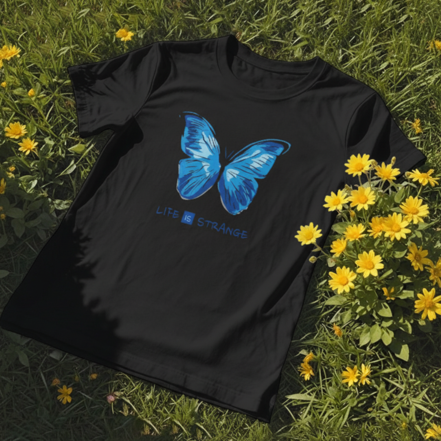 Camiseta Básica Feminina Borboleta Azul Life is Strange