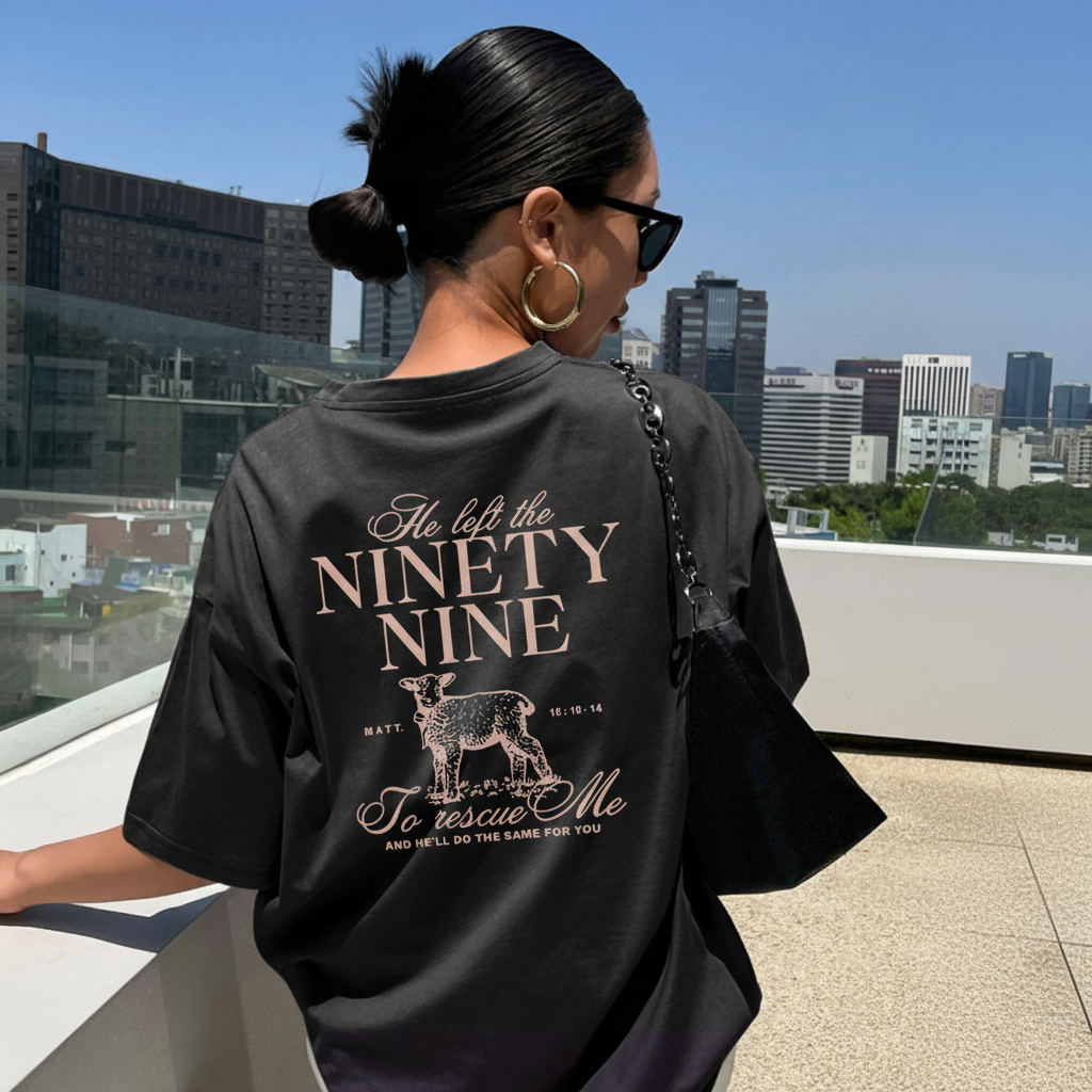 Camiseta Oversized Ninety Nine Ovelha Black