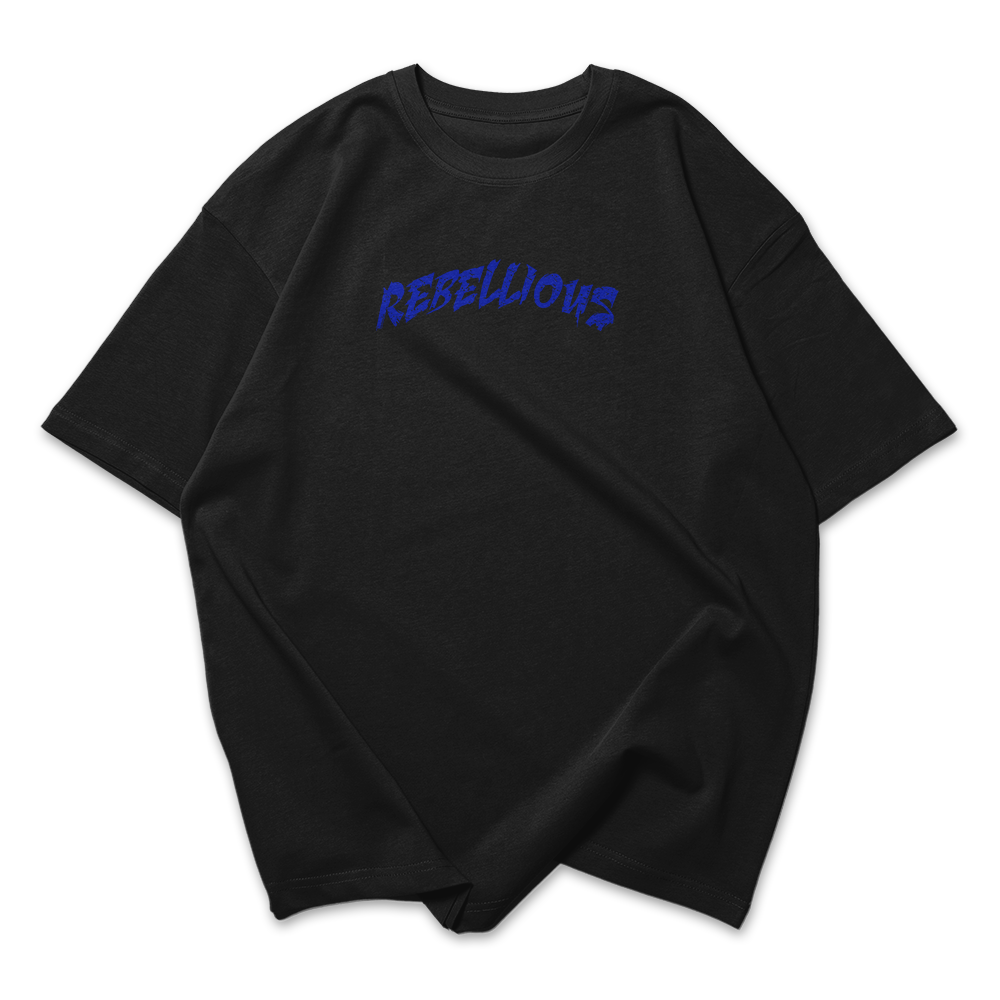 Camiseta Oversized Ombro á Ombro Reebelious Punk Woman