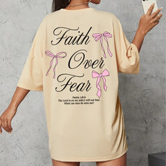 Camiseta Oversized Feminina Faith Over Fear Frase Laço