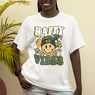 Camiseta Básica Smille Happy Vibes - BRANCO 