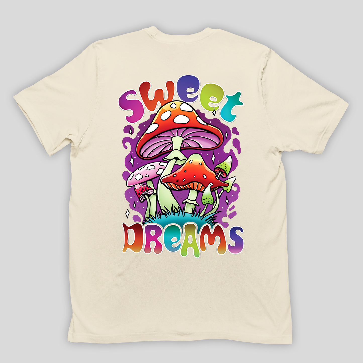 Camiseta Básica Pérola Sweet Dreams Cogumelos Mágicos