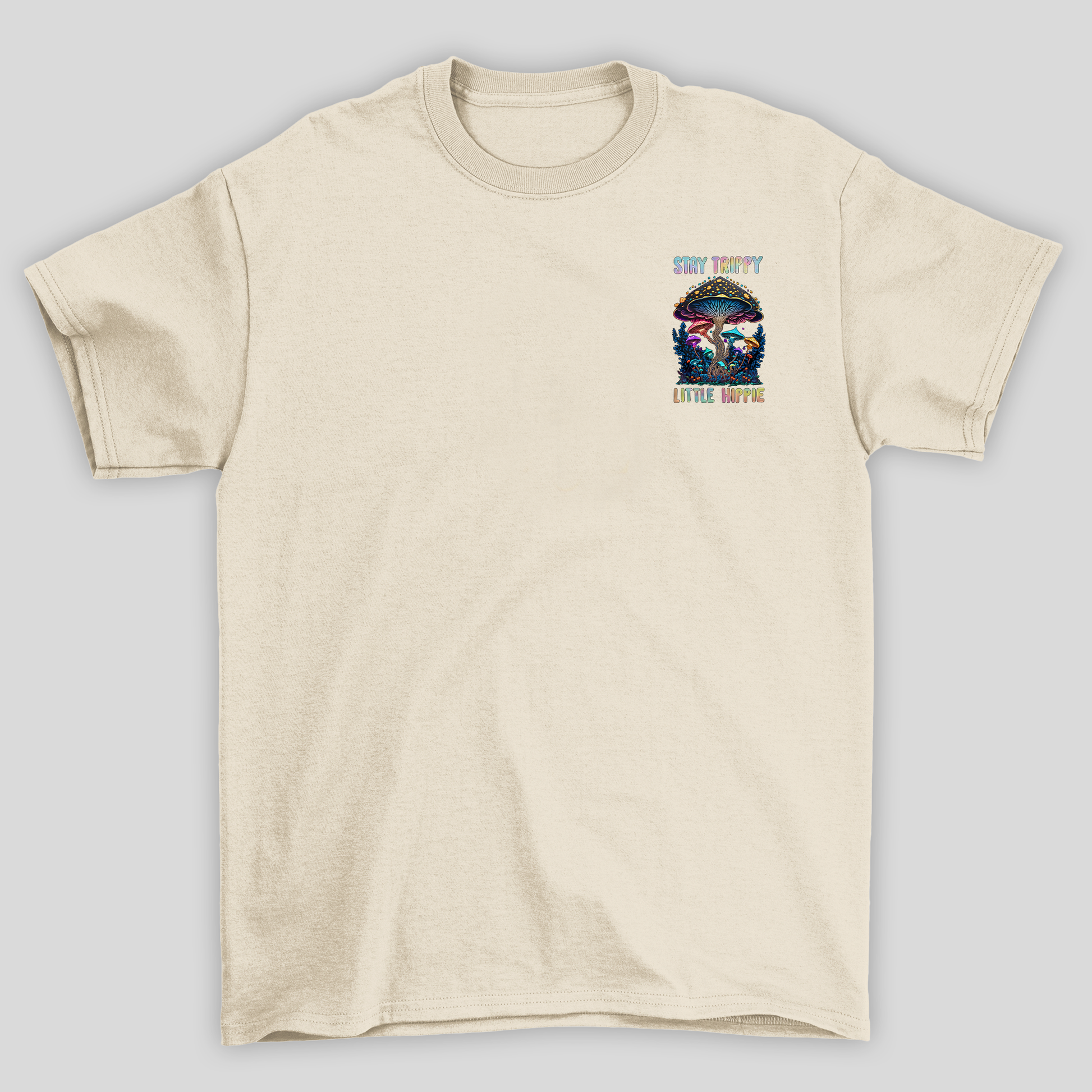 Camiseta Básica Stay Trippy Little hippie Cogumelos Mágicos - PÉROLA