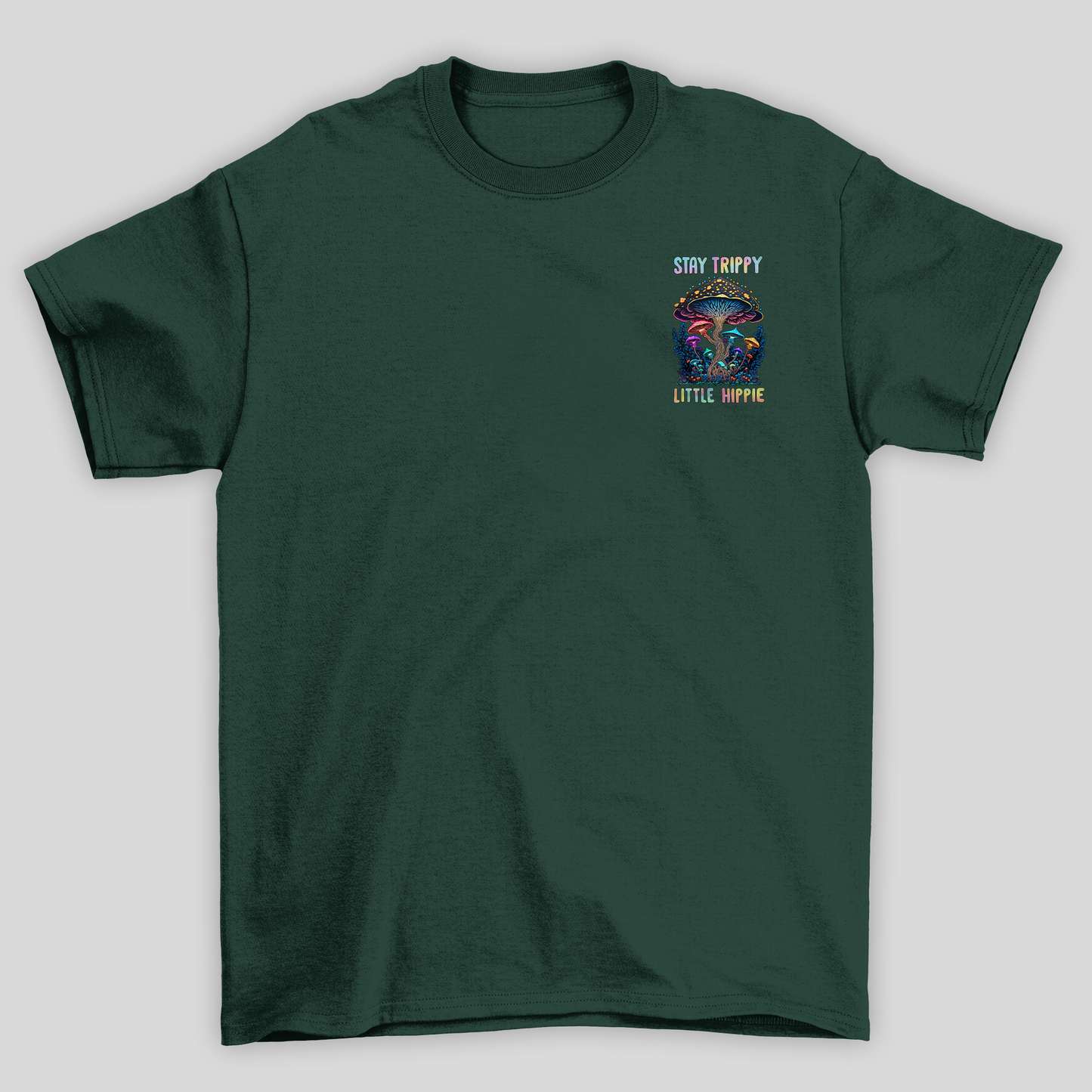 Camiseta Básica Stay Trippy Little hippie Cogumelos Mágicos - VERDE 