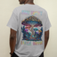 Camiseta Básica Stay Trippy Little hippie Cogumelos Mágicos - CINZA 