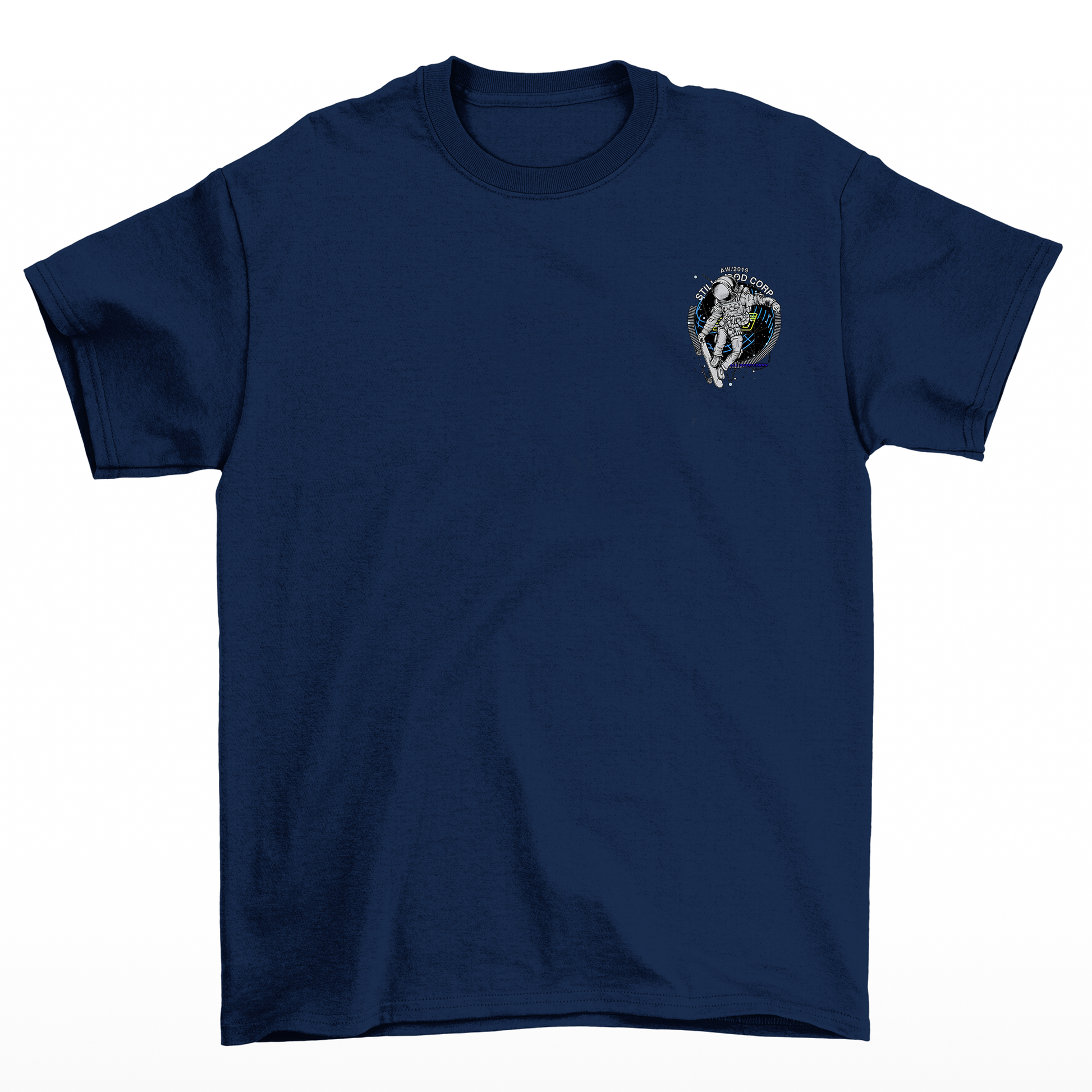 Camiseta Básica Algodão Astronauta Andando de Skate- Azul- marinho