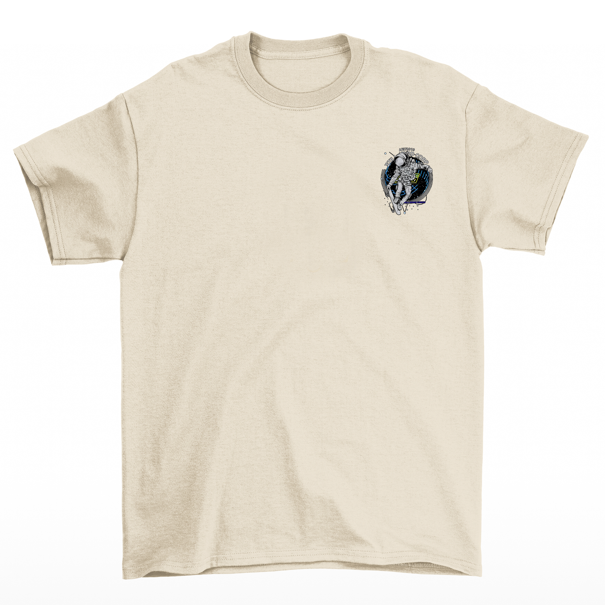 Camiseta Básica Algodão Astronauta Andando de Skate- Pérola 