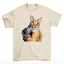 Camiseta básica com estampa gato segurando arma- Pérola