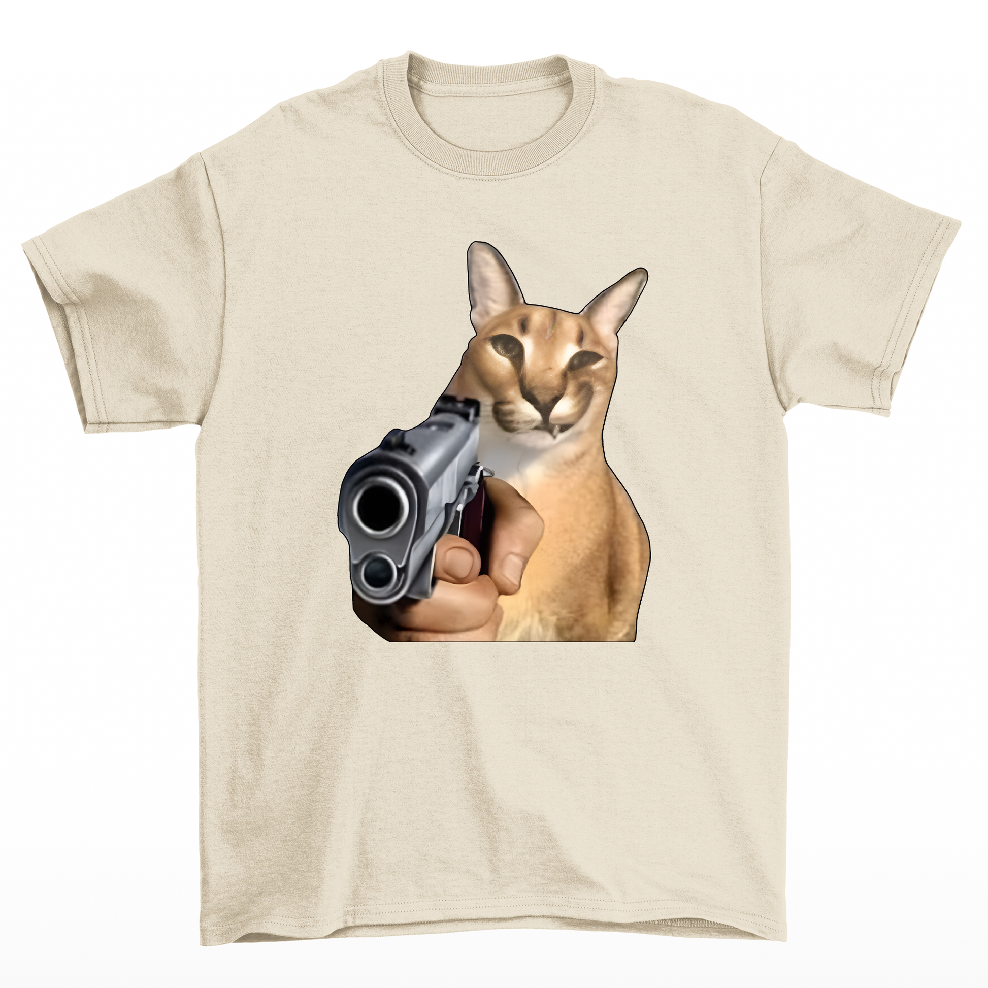 Camiseta básica com estampa gato segurando arma- Pérola