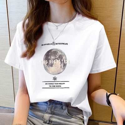 Camiseta Básica Com Estampa Lua Moon