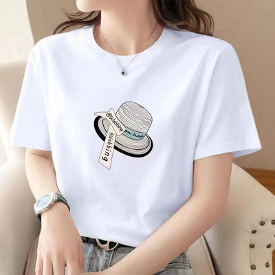 Camiseta Básica Com Estampa Chapéu Fashion