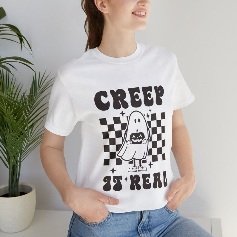 Camiseta Básica Com Estampa Fantasma Fofinho