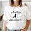 Camiseta Básica Com Estampa Bruxa Voando Na Vassoura