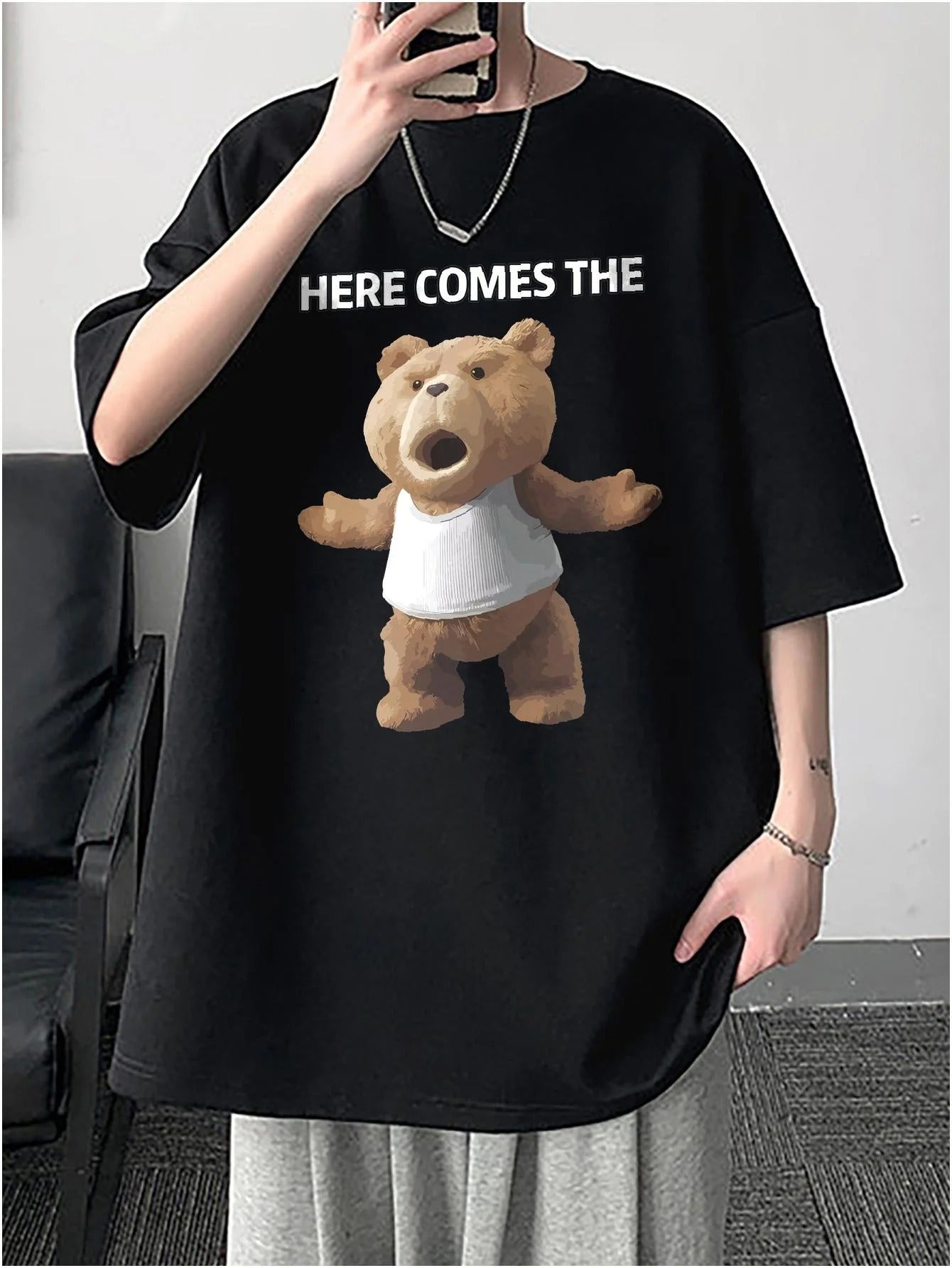 Camiseta Básica Unissex preta Com Estampa Teddy Urso - Preto