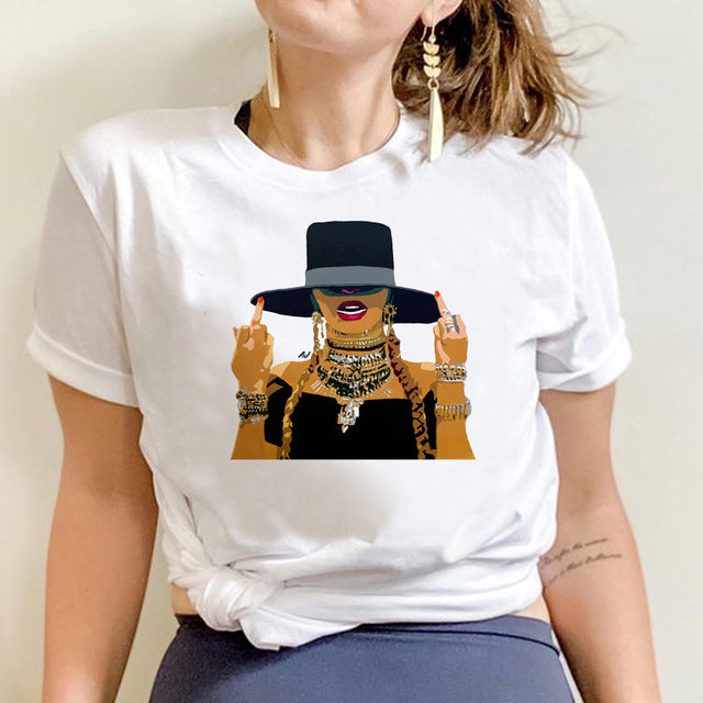 Camiseta Básica Mulher Rebelde